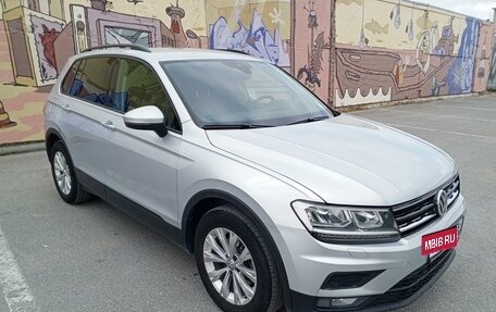 Volkswagen Tiguan II, 2019 год, 2 057 000 рублей, 2 фотография