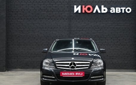 Mercedes-Benz C-Класс, 2013 год, 1 800 000 рублей, 2 фотография