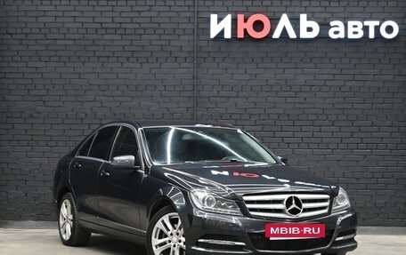 Mercedes-Benz C-Класс, 2013 год, 1 800 000 рублей, 4 фотография