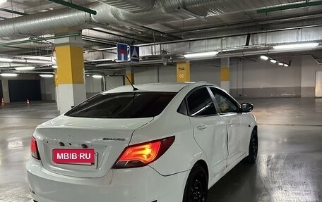 Hyundai Solaris II рестайлинг, 2014 год, 400 000 рублей, 5 фотография