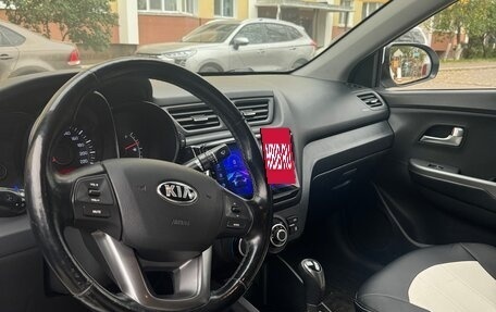 KIA Rio III рестайлинг, 2014 год, 1 000 000 рублей, 5 фотография