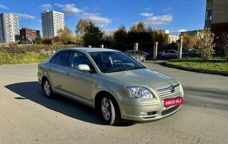 Toyota Avensis III рестайлинг, 2006 год, 1 000 000 рублей, 2 фотография