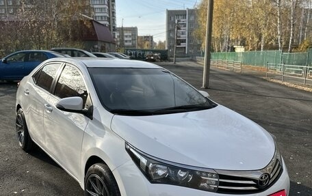 Toyota Corolla, 2014 год, 1 350 000 рублей, 2 фотография