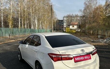 Toyota Corolla, 2014 год, 1 350 000 рублей, 4 фотография