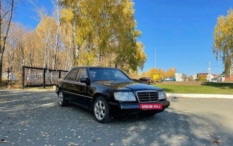 Mercedes-Benz E-Класс, 1994 год, 265 000 рублей, 6 фотография