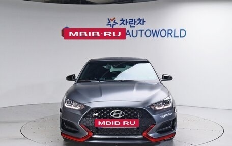 Hyundai Veloster II, 2021 год, 2 300 000 рублей, 3 фотография