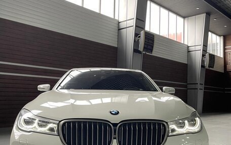 BMW 7 серия, 2015 год, 4 500 000 рублей, 2 фотография