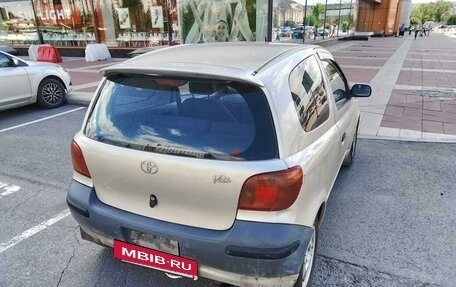 Toyota Vitz, 2002 год, 310 000 рублей, 4 фотография