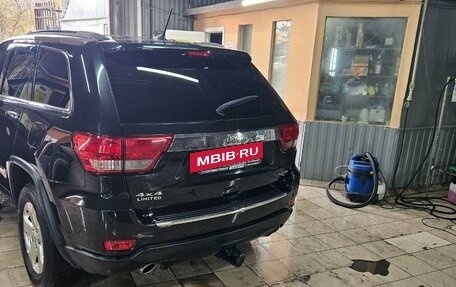 Jeep Grand Cherokee, 2012 год, 2 000 000 рублей, 10 фотография