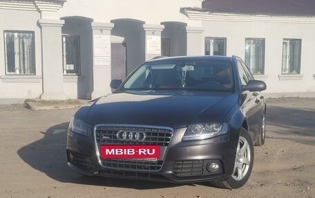 Audi A4, 2011 год, 1 777 000 рублей, 3 фотография