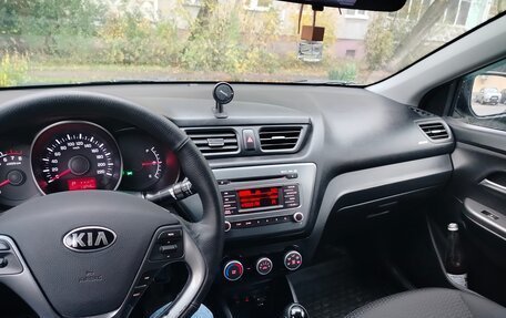 KIA Rio III рестайлинг, 2015 год, 1 200 000 рублей, 10 фотография