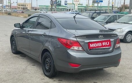 Hyundai Solaris II рестайлинг, 2012 год, 740 000 рублей, 17 фотография