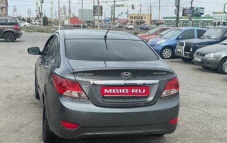 Hyundai Solaris II рестайлинг, 2012 год, 740 000 рублей, 19 фотография