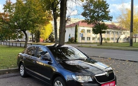 Skoda Superb III рестайлинг, 2011 год, 1 050 000 рублей, 1 фотография