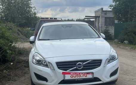 Volvo S60 III, 2012 год, 1 300 000 рублей, 2 фотография