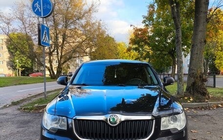 Skoda Superb III рестайлинг, 2011 год, 1 050 000 рублей, 9 фотография