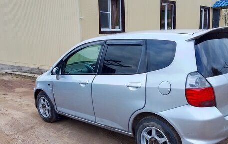 Honda Fit III, 2006 год, 380 000 рублей, 3 фотография