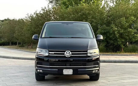 Volkswagen Multivan T6 рестайлинг, 2021 год, 5 642 002 рублей, 7 фотография