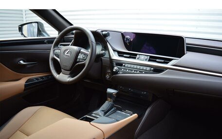 Lexus ES VII, 2021 год, 4 390 000 рублей, 13 фотография