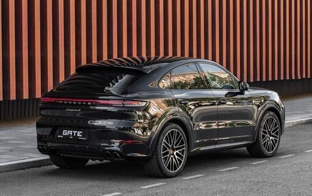 Porsche Cayenne III, 2024 год, 29 158 400 рублей, 2 фотография