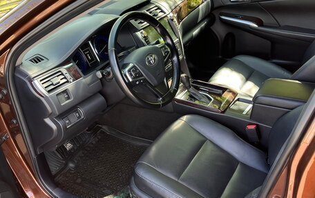 Toyota Camry, 2017 год, 2 490 000 рублей, 13 фотография