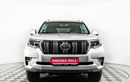 Toyota Land Cruiser Prado 150 рестайлинг 2, 2018 год, 5 650 000 рублей, 3 фотография