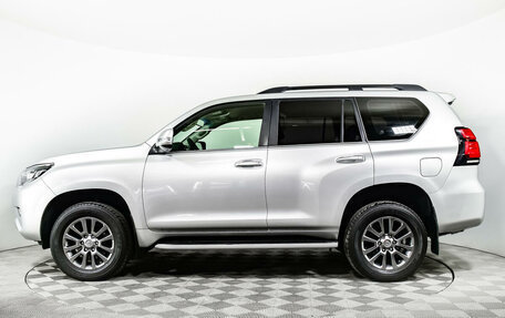 Toyota Land Cruiser Prado 150 рестайлинг 2, 2018 год, 5 650 000 рублей, 11 фотография