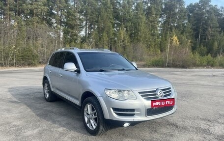 Volkswagen Touareg III, 2006 год, 1 320 000 рублей, 2 фотография