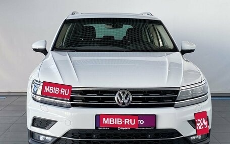 Volkswagen Tiguan II, 2018 год, 2 645 000 рублей, 3 фотография