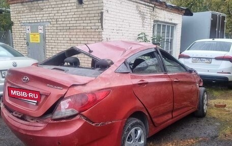 Hyundai Solaris II рестайлинг, 2012 год, 300 000 рублей, 3 фотография