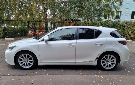 Lexus CT I рестайлинг, 2011 год, 1 666 000 рублей, 2 фотография