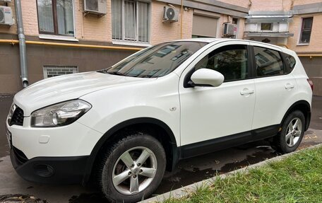 Nissan Qashqai, 2010 год, 1 100 000 рублей, 2 фотография