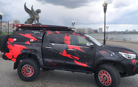 Toyota Hilux VIII, 2015 год, 10 500 000 рублей, 3 фотография