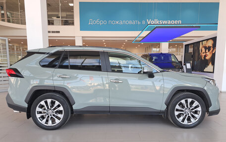 Toyota RAV4, 2020 год, 3 129 000 рублей, 4 фотография