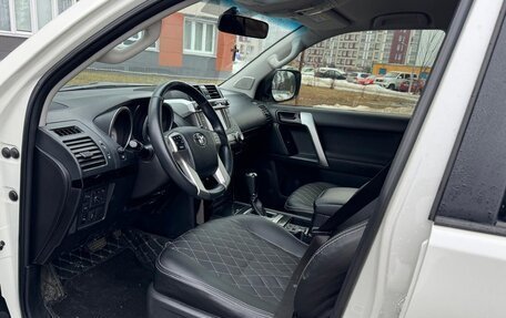 Toyota Land Cruiser Prado 150 рестайлинг 2, 2016 год, 4 100 000 рублей, 9 фотография