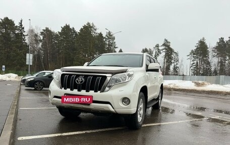 Toyota Land Cruiser Prado 150 рестайлинг 2, 2016 год, 4 100 000 рублей, 14 фотография