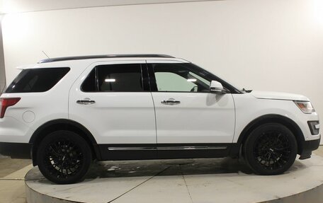 Ford Explorer VI, 2015 год, 2 475 000 рублей, 6 фотография