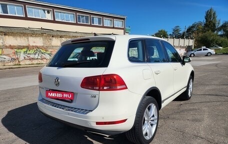 Volkswagen Touareg III, 2010 год, 1 890 000 рублей, 7 фотография