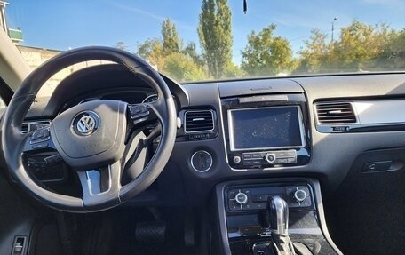 Volkswagen Touareg III, 2010 год, 1 890 000 рублей, 12 фотография