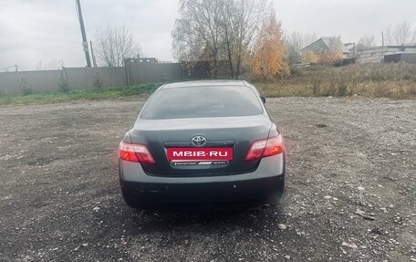 Toyota Camry, 2007 год, 1 180 000 рублей, 10 фотография