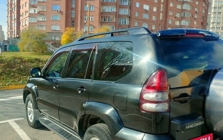 Toyota Land Cruiser Prado 120 рестайлинг, 2004 год, 2 220 000 рублей, 6 фотография