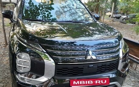 Mitsubishi Outlander, 2021 год, 2 900 000 рублей, 18 фотография