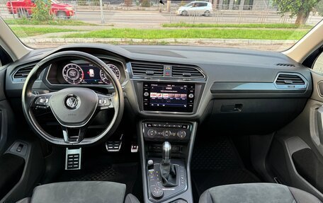 Volkswagen Tiguan II, 2018 год, 3 050 000 рублей, 25 фотография