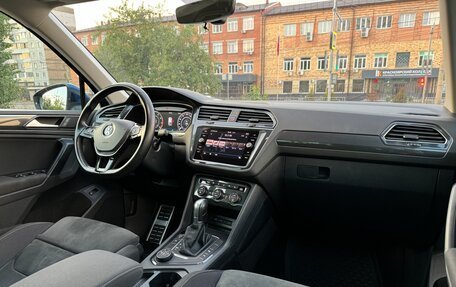 Volkswagen Tiguan II, 2018 год, 3 050 000 рублей, 22 фотография