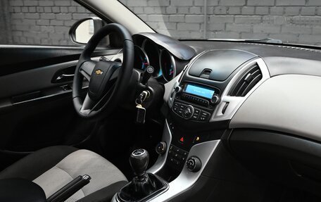 Chevrolet Cruze II, 2014 год, 990 000 рублей, 14 фотография