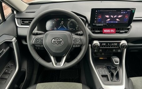 Toyota RAV4, 2024 год, 4 390 000 рублей, 11 фотография