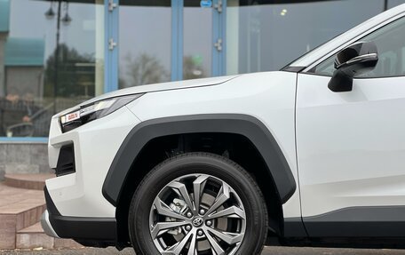 Toyota RAV4, 2024 год, 4 390 000 рублей, 37 фотография