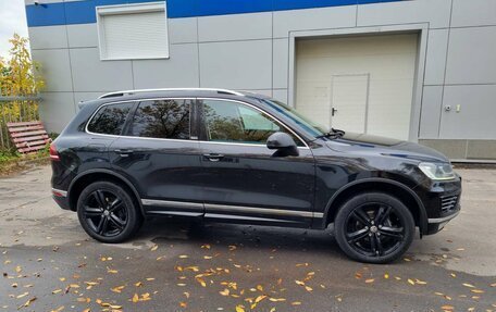 Volkswagen Touareg III, 2017 год, 2 825 000 рублей, 6 фотография