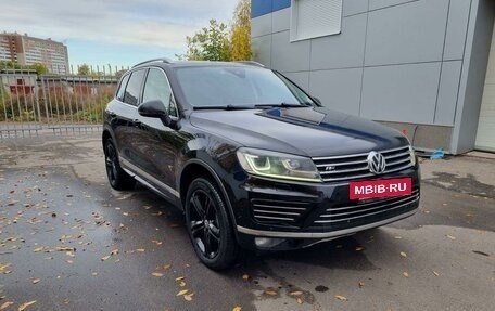 Volkswagen Touareg III, 2017 год, 2 825 000 рублей, 10 фотография