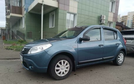 Renault Sandero I, 2012 год, 655 000 рублей, 2 фотография